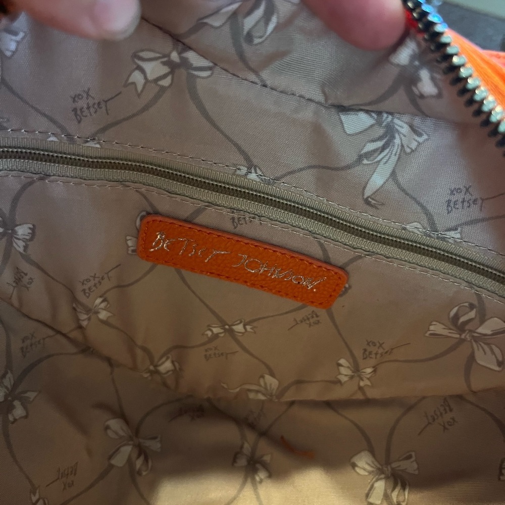 NWT Betsey Johnson Pumpkin Purse  🎃 Kitsch Pumpkin Crossbody - Picture 5 of 7